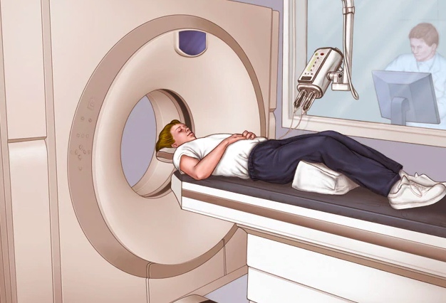 CT扫描使用一系列的x光来捕捉身体的横断面图像